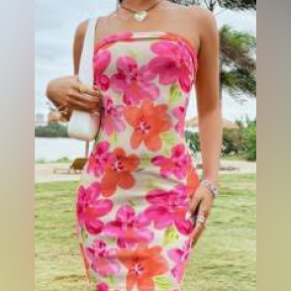 Shein strapless floral dress, size M, NEW WITHOUT TAGS